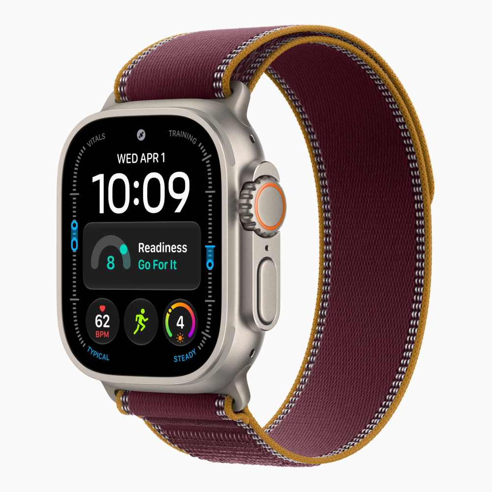Apple Watch Ultra 4 (2026), 49 мм, природный титан, "походная петля" темно-бордового цвета