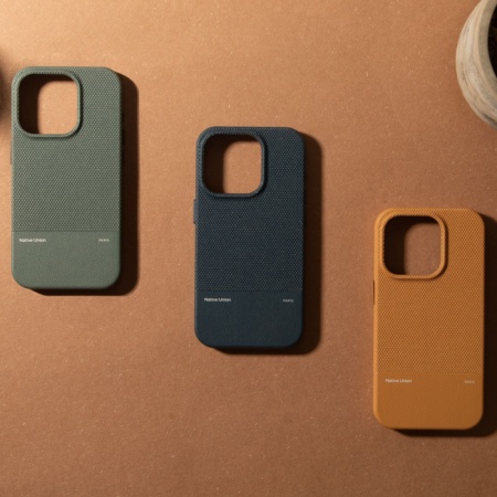 Чехол защитный Native Union (RE)CLASSIC CASE с MagSafe для iPhone 16 Pro Max. Цвет: синий