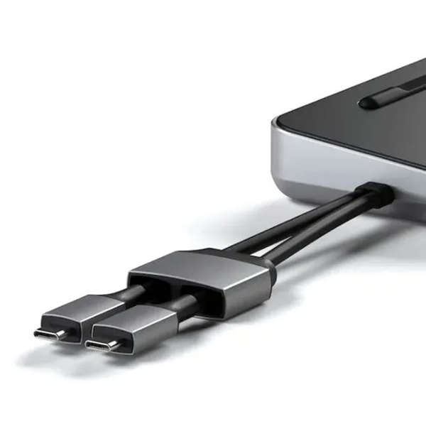 Зарядная станция двойная Satechi Dual Dock Stand. Цвет: черно-серебристый